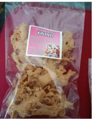 Peyek Kacang Ikan Sinhok